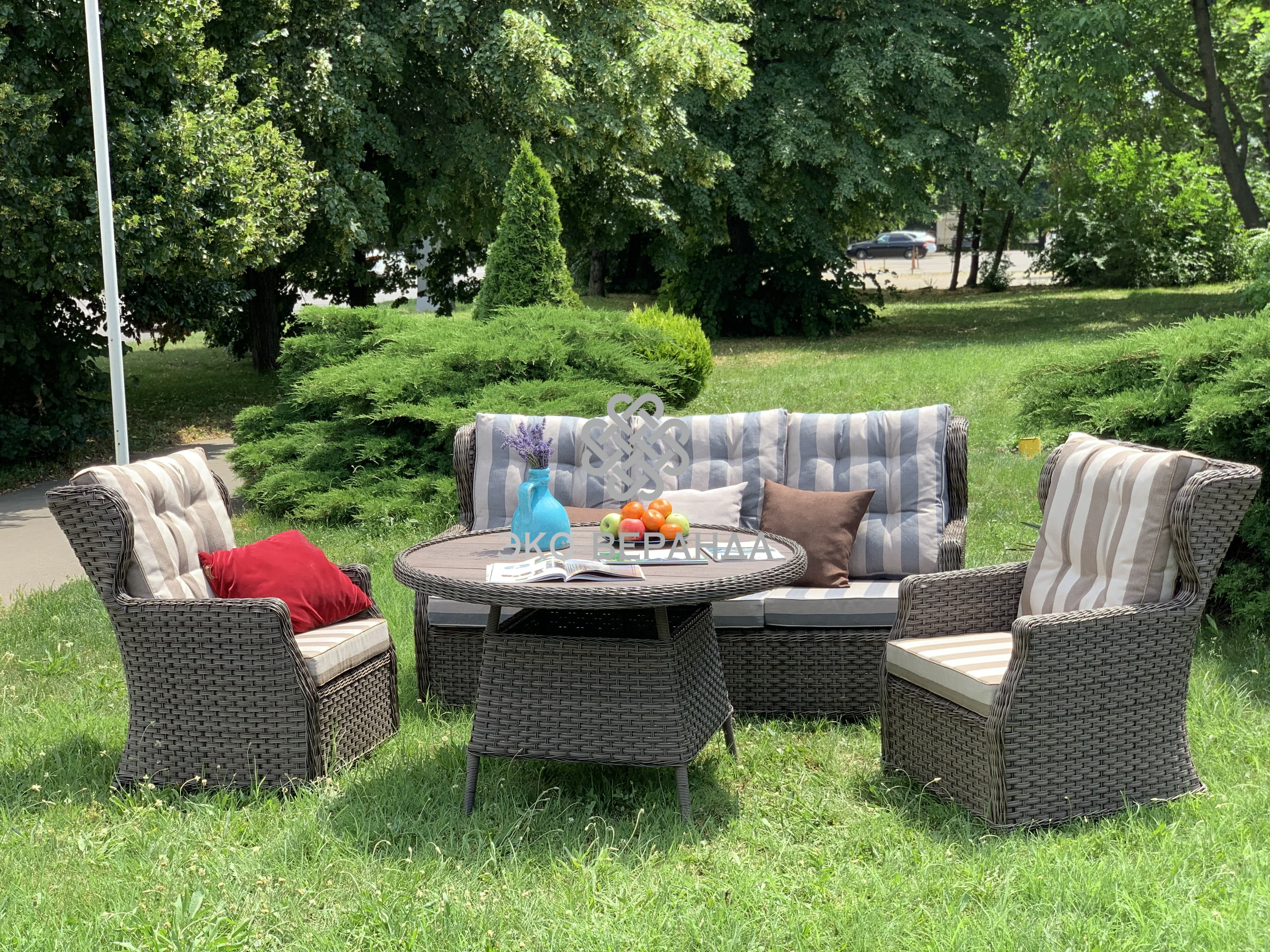 Стол «Ливадия»